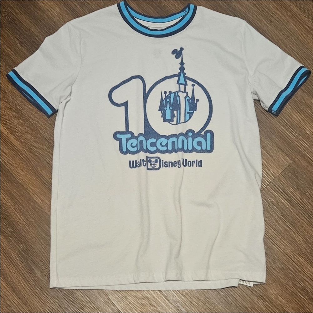 White and Blue Walt Disney World Tencennial T-Shirt vault collection size small